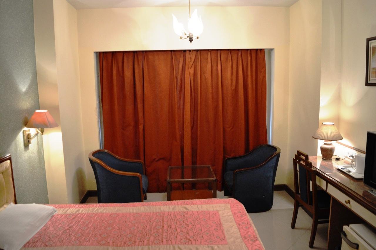 Hotel Kohinoor Executive Pune