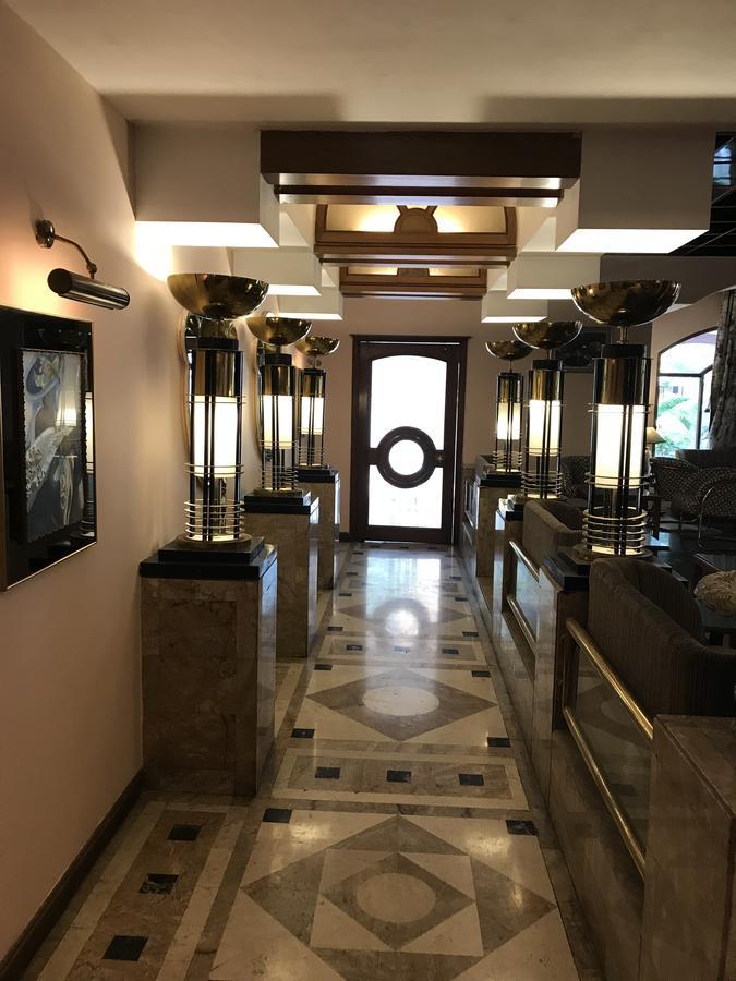Kohinoor Executive Hotel 3*